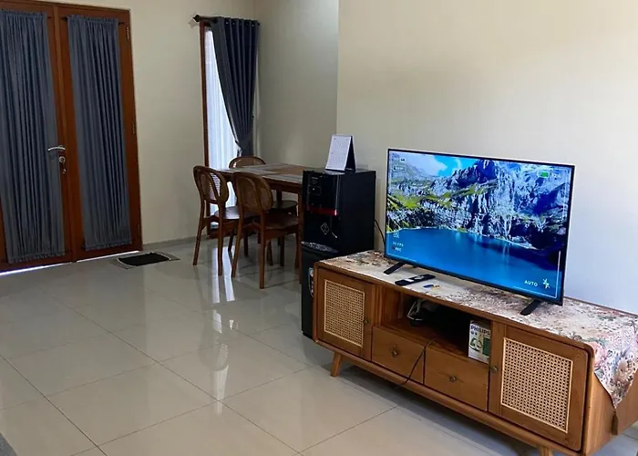 Bali Oma Living - Spacious 3br Family Near Sanur * Denpasar